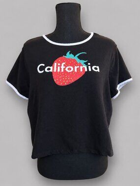 No Boundaries XXL Black California Strawberry Graphic Crop Ringer Tee Y2K